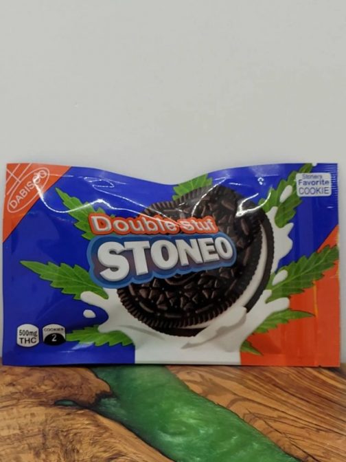 Double Stuf Stoneo Cookies